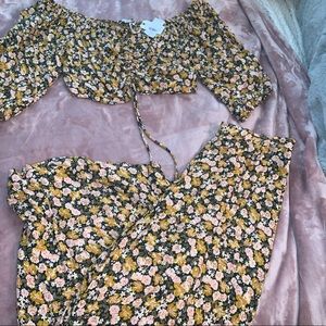 Matching 2 Piece AE outfit (NWT)